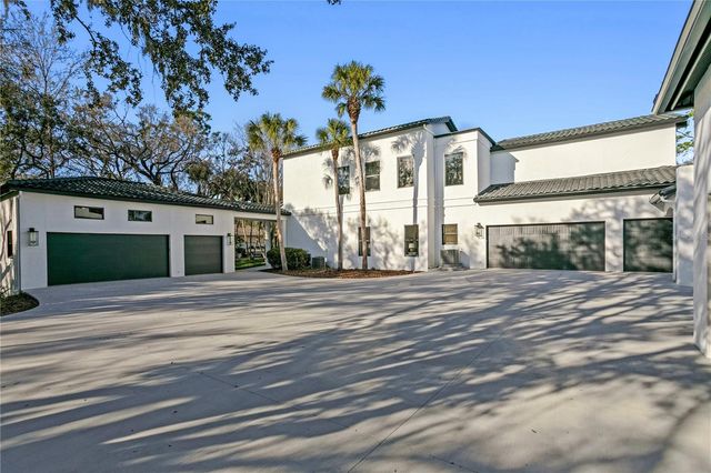 6324 W MACLAURIN DRIVE, Tampa, FL 33647