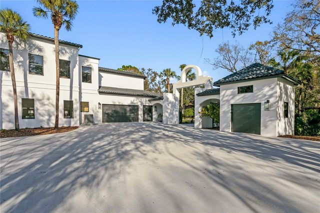 6324 W MACLAURIN DRIVE, Tampa, FL 33647