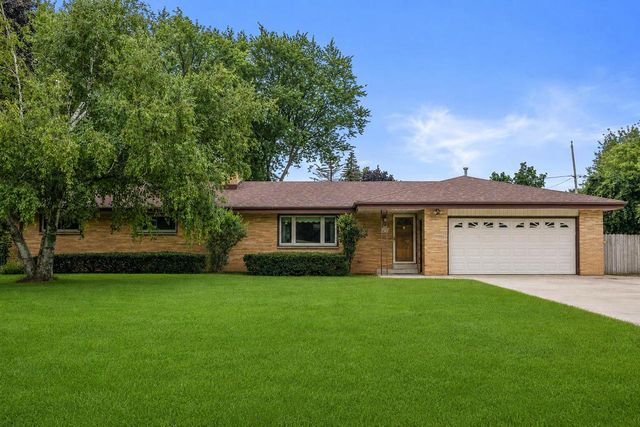 N56W15799 Bette DRIVE, Menomonee Falls, WI 53051