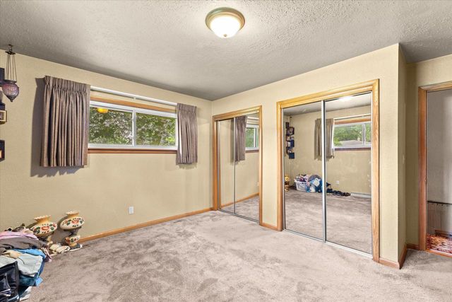 N56W15799 Bette DRIVE, Menomonee Falls, WI 53051