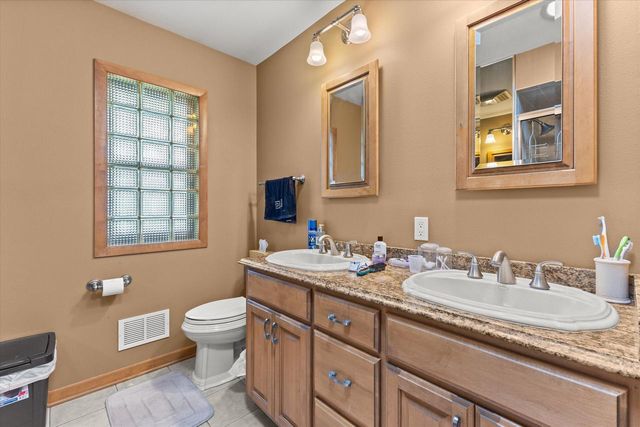 N56W15799 Bette DRIVE, Menomonee Falls, WI 53051