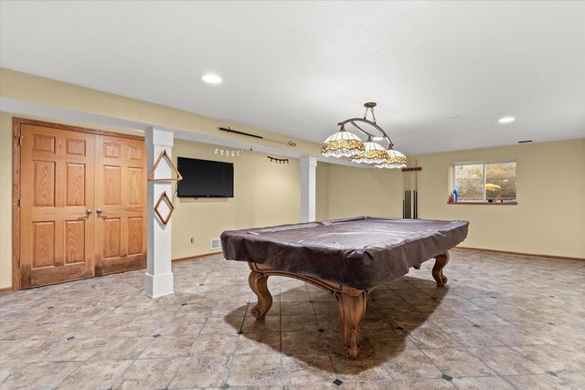 N56W15799 Bette DRIVE, Menomonee Falls, WI 53051