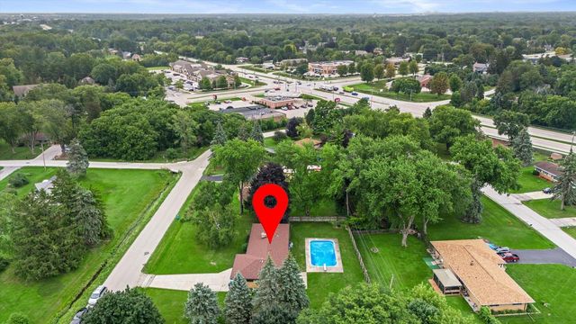 N56W15799 Bette DRIVE, Menomonee Falls, WI 53051