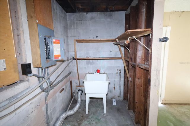 1211 MOTON AVENUE, Sanford, FL 32771