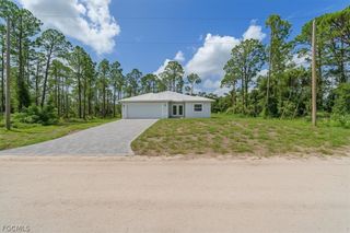 1124 E Rambler ST, Lehigh Acres, FL 33974
