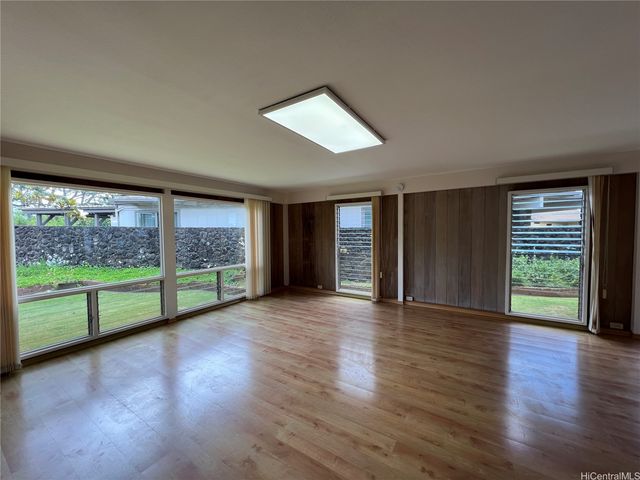 95-100 Kiopaa Place, Mililani, HI 96789