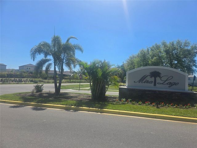 563 VISTA RIDGE DRIVE, Ruskin, FL 33570