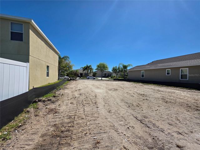 563 VISTA RIDGE DRIVE, Ruskin, FL 33570