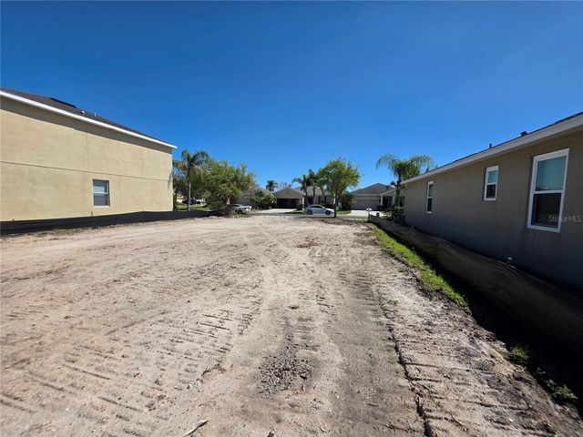563 VISTA RIDGE DRIVE, Ruskin, FL 33570