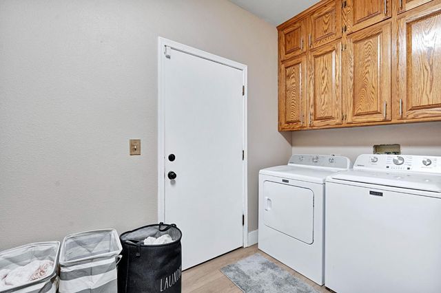 19408 Farallon Road, Madera, CA 93638