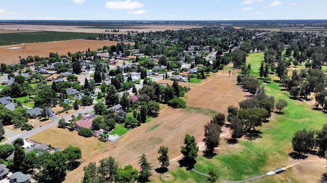 19408 Farallon Road, Madera, CA 93638