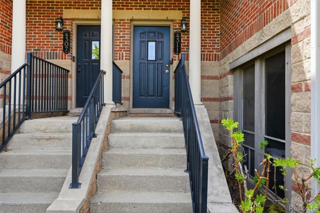 4311 Miracles Boulevard, Detroit, MI 48201