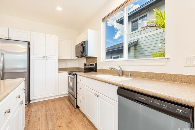 1101 Kukulu Street 72, Kapolei, HI 96707