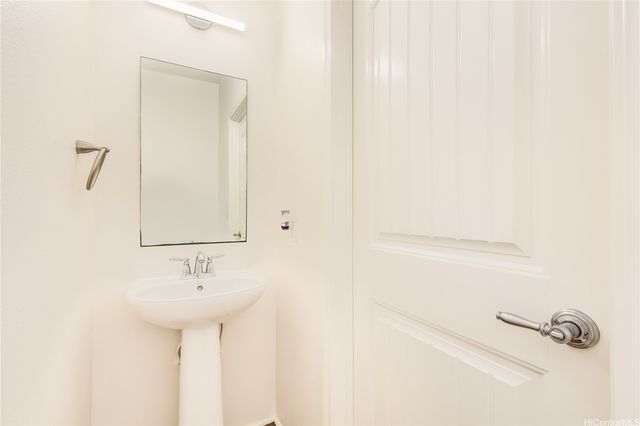 1101 Kukulu Street 72, Kapolei, HI 96707