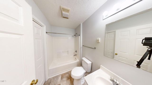 1420 E Lane Street, Raleigh, NC 27610