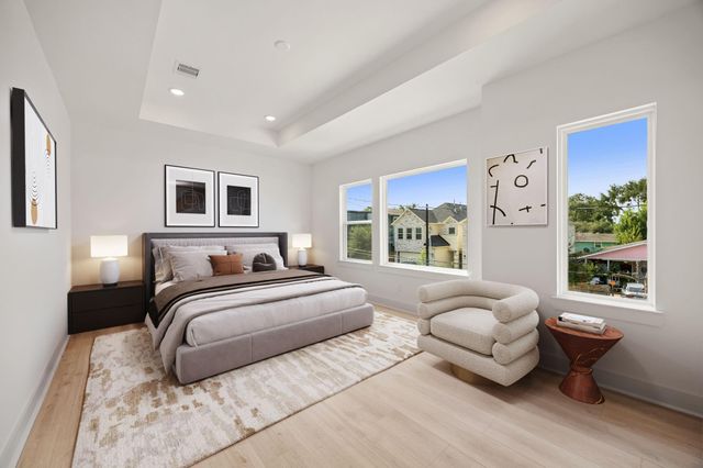 5016 Golden Forest Drive, Houston, TX 77091