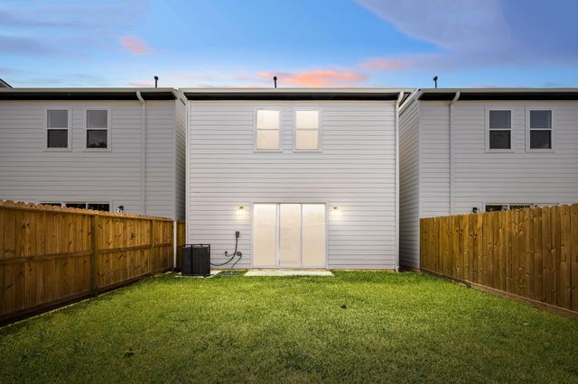 5016 Golden Forest Drive, Houston, TX 77091