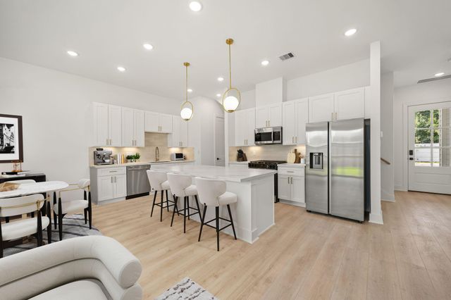 5016 Golden Forest Drive, Houston, TX 77091