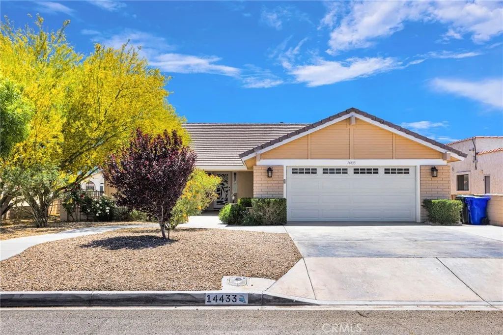 14433 Ironsides Lane, Helendale, CA 92342