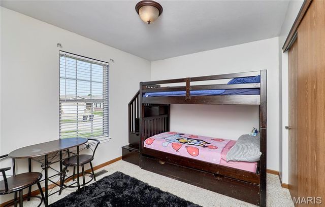 324 Parkway Drive, Troy, MO 63379