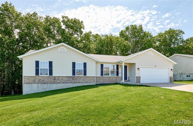 324 Parkway Drive, Troy, MO 63379