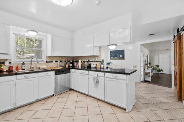 1106 Oriole Lane, Wharton, TX 77488