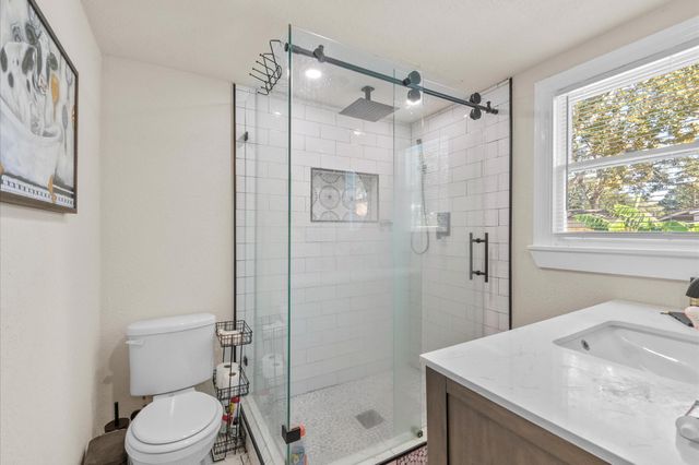 1106 Oriole Lane, Wharton, TX 77488