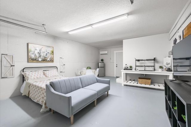 1106 Oriole Lane, Wharton, TX 77488