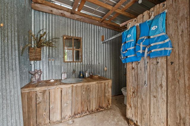 1106 Oriole Lane, Wharton, TX 77488