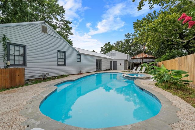 1106 Oriole Lane, Wharton, TX 77488