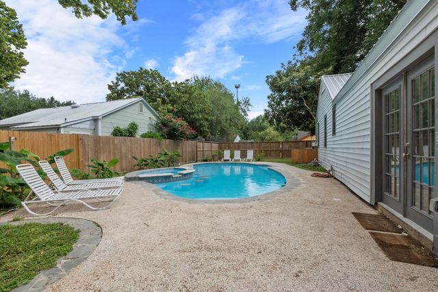 1106 Oriole Lane, Wharton, TX 77488