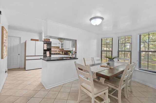 1106 Oriole Lane, Wharton, TX 77488