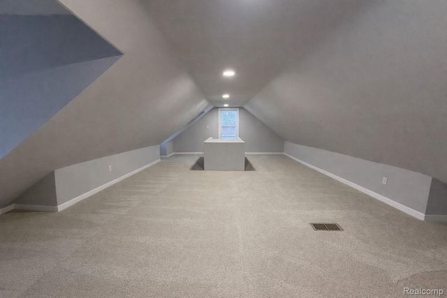 24643 Lambrecht Avenue, Eastpointe, MI 48021