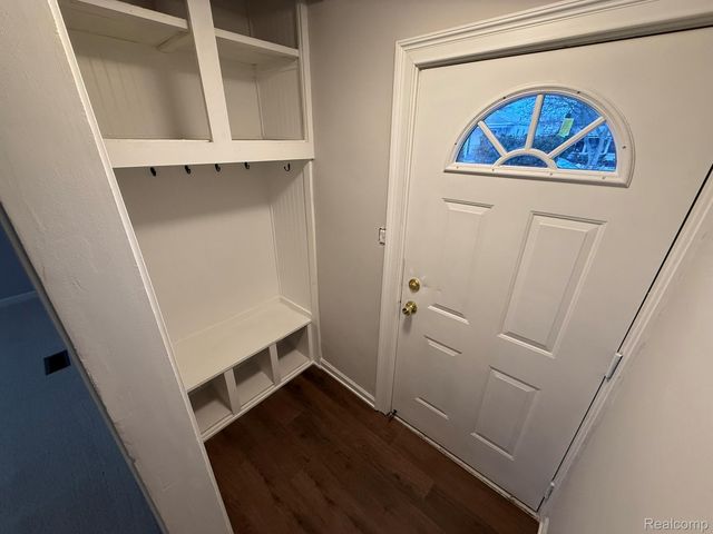 24643 Lambrecht Avenue, Eastpointe, MI 48021