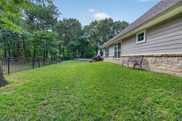 4747 Stonebridge Lane, Athens, TX 75751