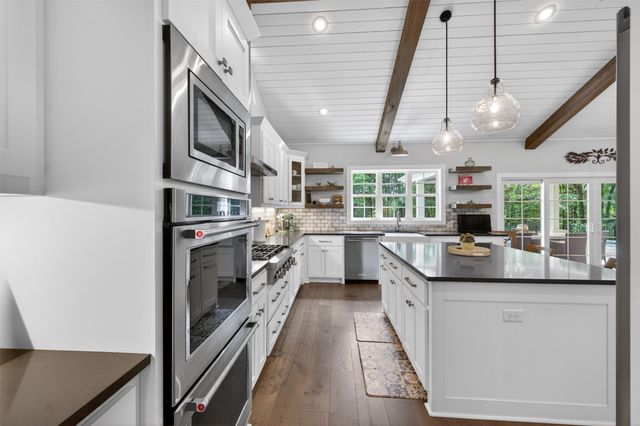 4747 Stonebridge Lane, Athens, TX 75751