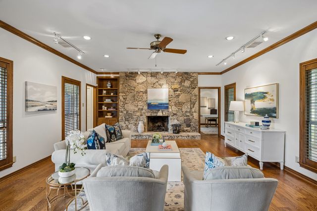 9624 Greensprint Drive, Dallas, TX 75238
