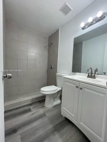 28393 SW 140th Place, Homestead, FL 33033