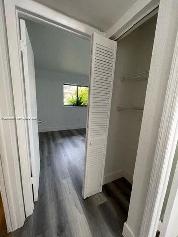 28393 SW 140th Place, Homestead, FL 33033
