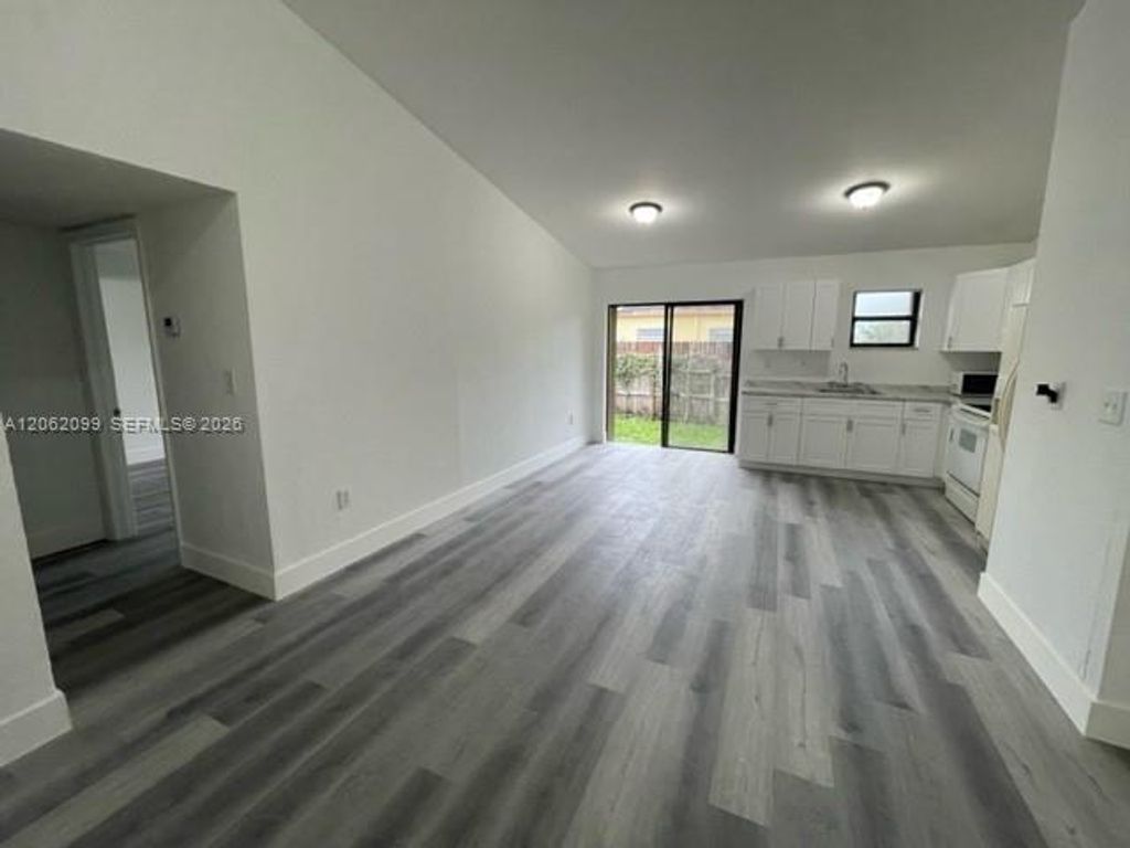 28393 SW 140th Place, Homestead, FL 33033
