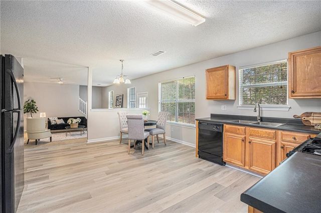 1492 Saint George Place, Conyers, GA 30012