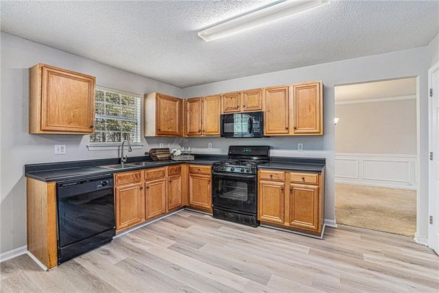 1492 Saint George Place, Conyers, GA 30012