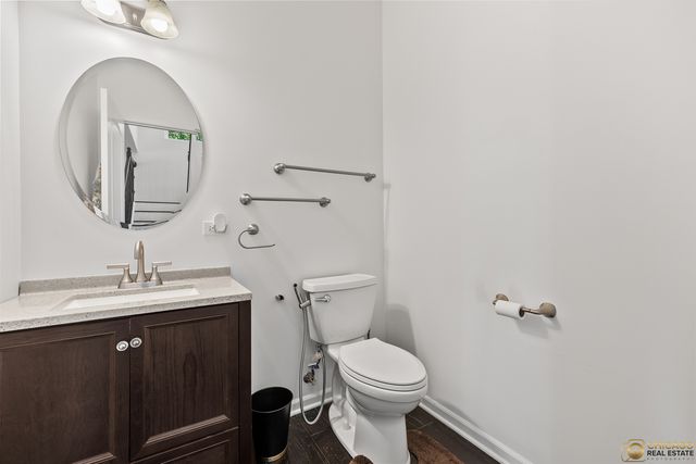 6 Lake Vista Court, Lake Villa, IL 60046