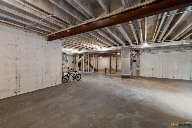 6 Lake Vista Court, Lake Villa, IL 60046