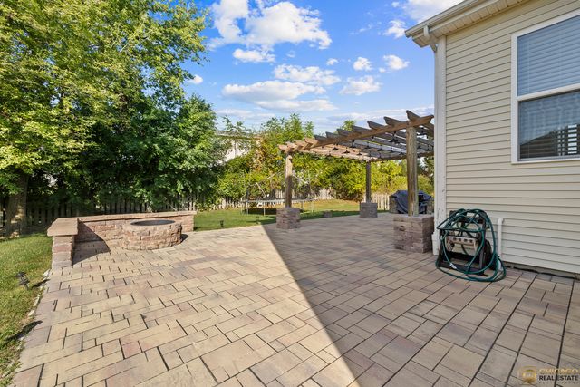 6 Lake Vista Court, Lake Villa, IL 60046