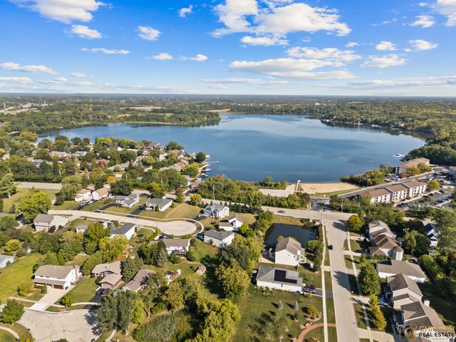 6 Lake Vista Court, Lake Villa, IL 60046
