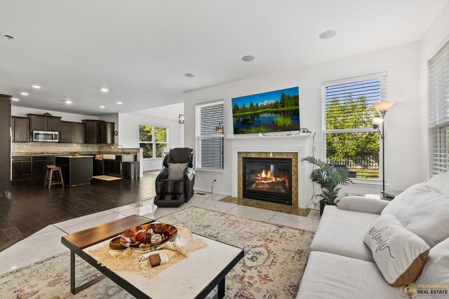 6 Lake Vista Court, Lake Villa, IL 60046