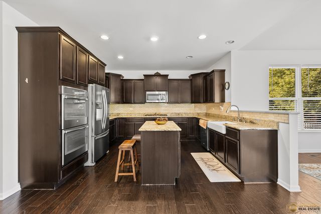 6 Lake Vista Court, Lake Villa, IL 60046