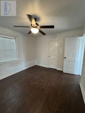 6 Sherwood Drive, Hinesville, GA 31313