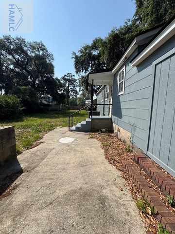 6 Sherwood Drive, Hinesville, GA 31313